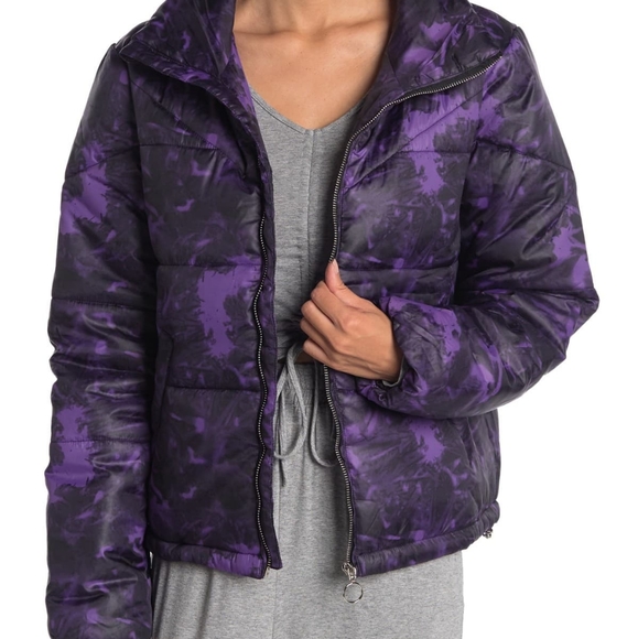 Know One Cares tie dye puffer jacket - Picture 2 of 8